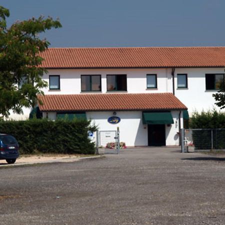 Hotel Lory Ficarolo Eksteriør bilde